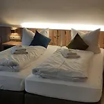 Hofmann's Apartements & * اُبيردَخشتاتين